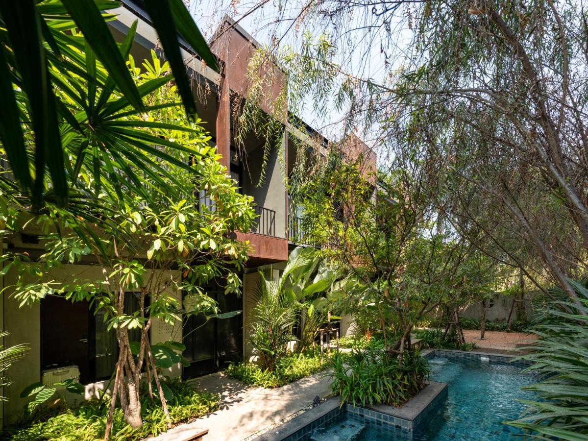 Cherlock Hotel Chiang Mai Esterno foto