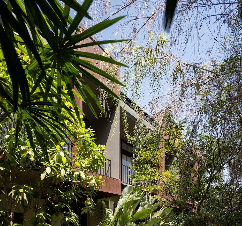 Cherlock Hotel Chiang Mai Esterno foto